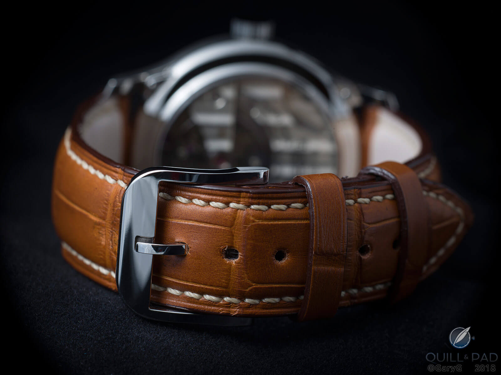 Handmade buckle, Tsunami by Hajime Asaoka