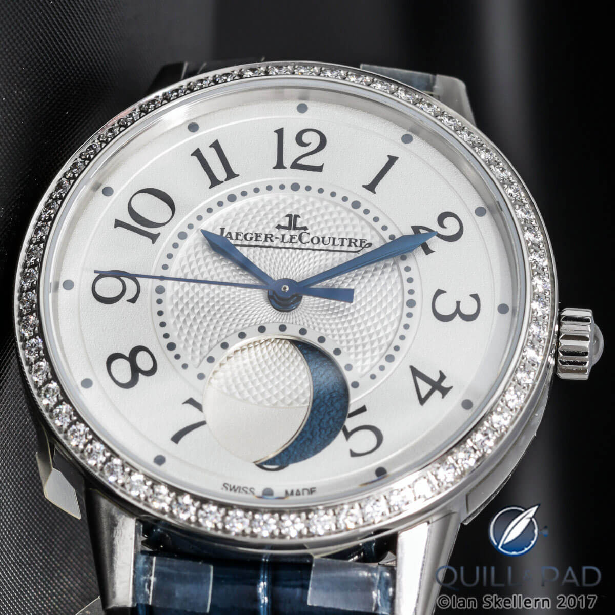 Jaeger-LeCoultre Rendez-Vous Moon Medium dial