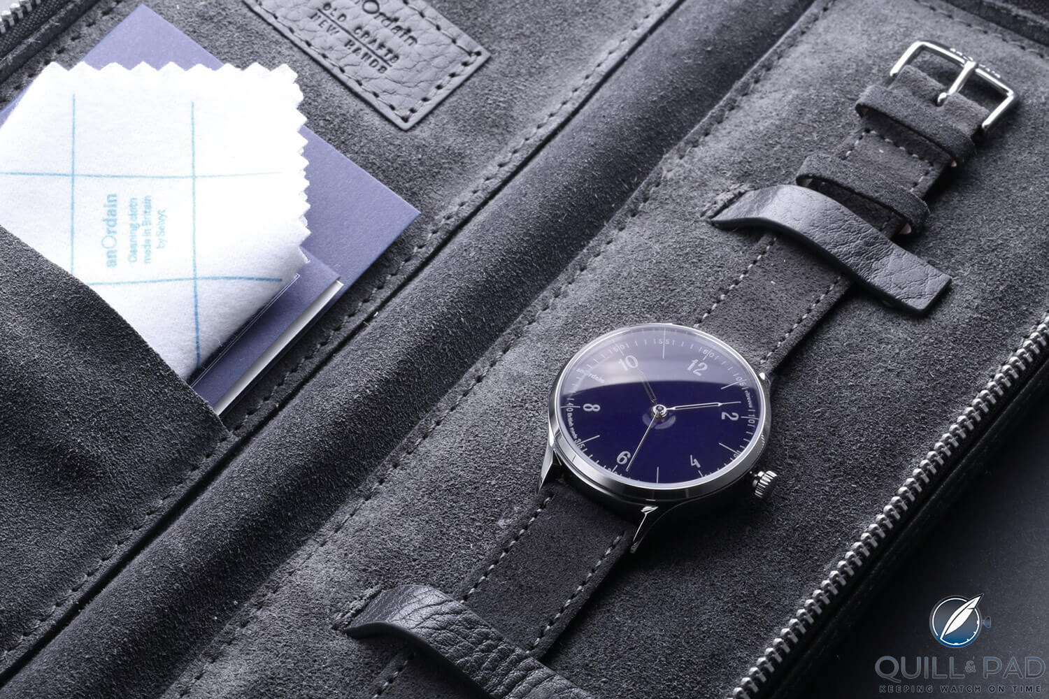 anOrdain Model 1 in leather case