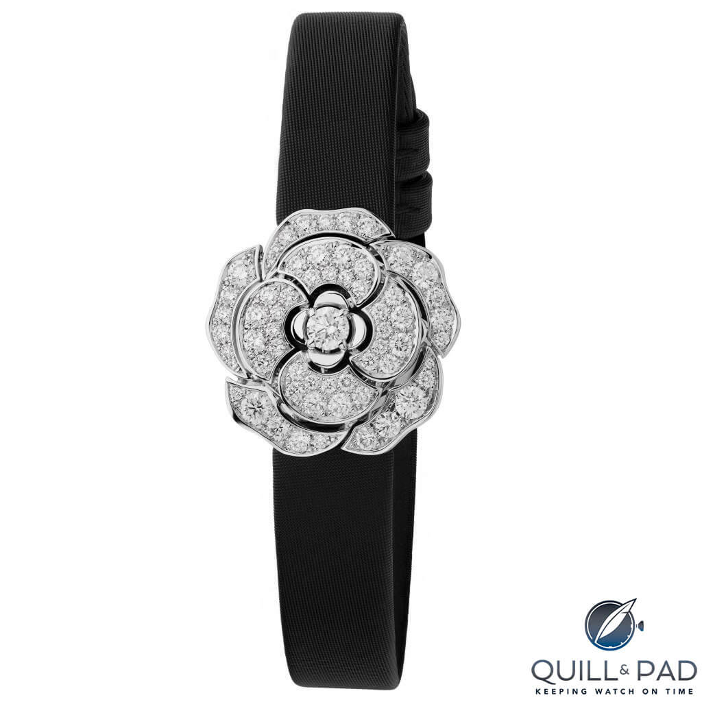 Chanel Bouton de Camélia