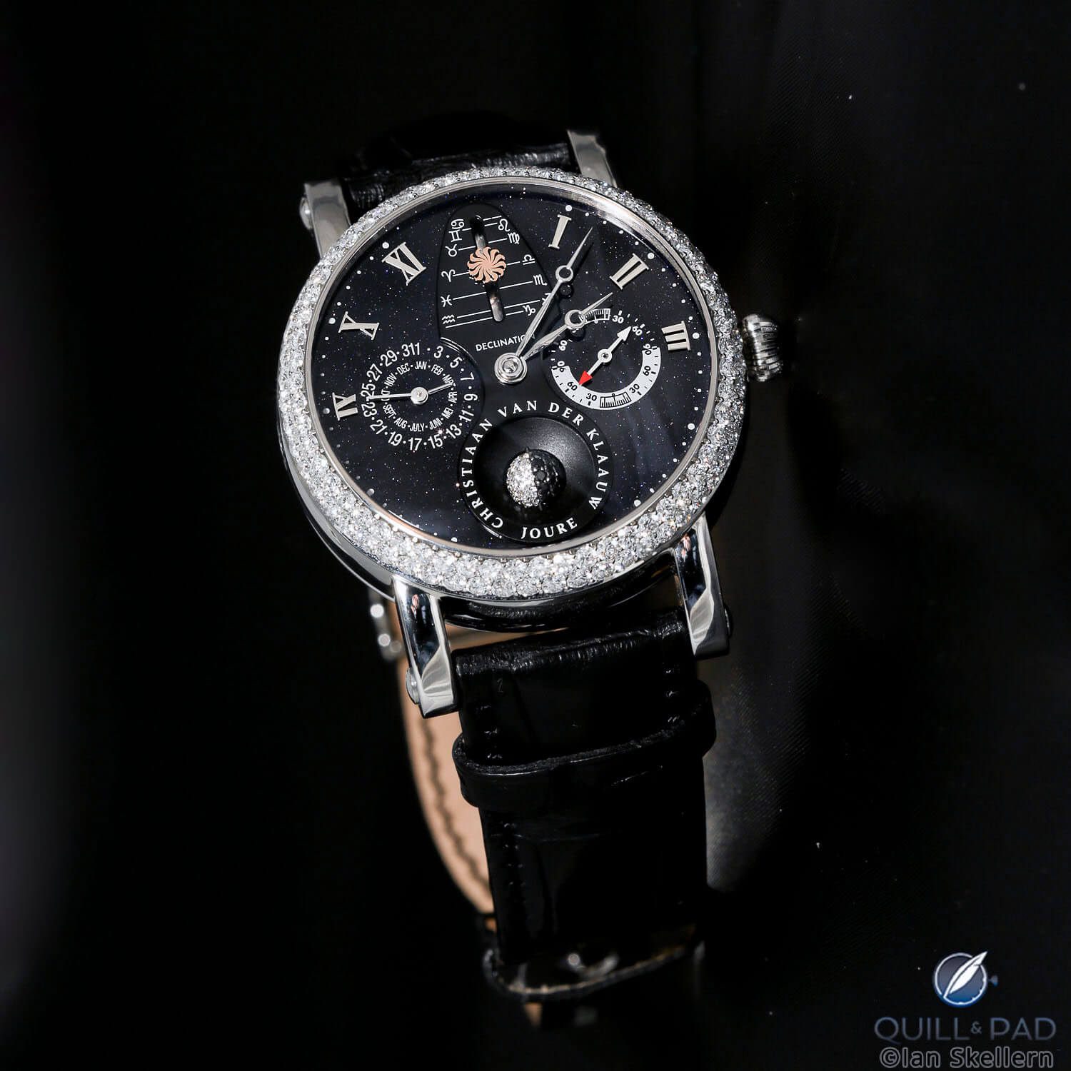 Christiaan van der Klaauw Real Moon 1980 Black Aventurine