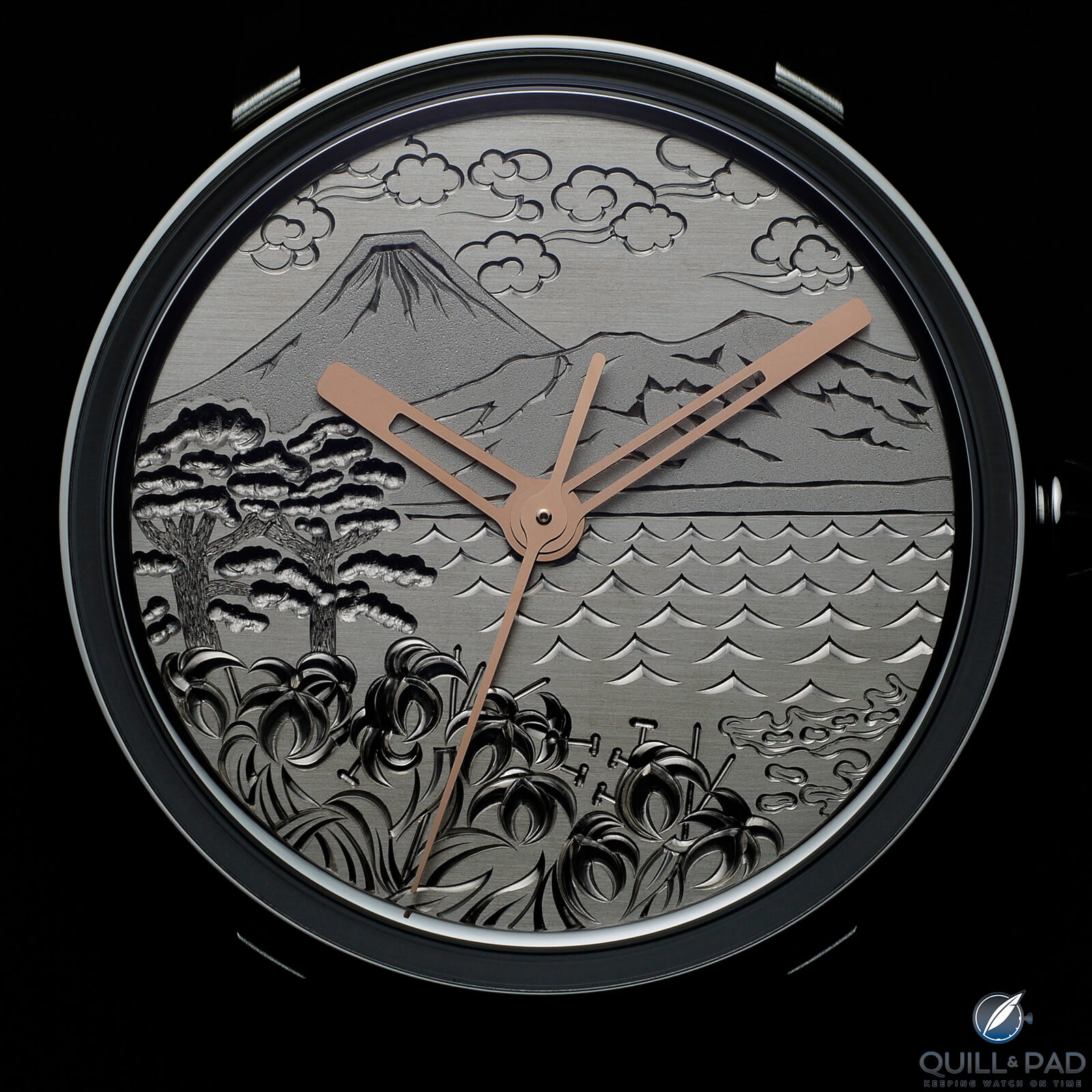 Lundis Bleus Ref. 1110 with Métiers d'Art engraved Fujisan dial