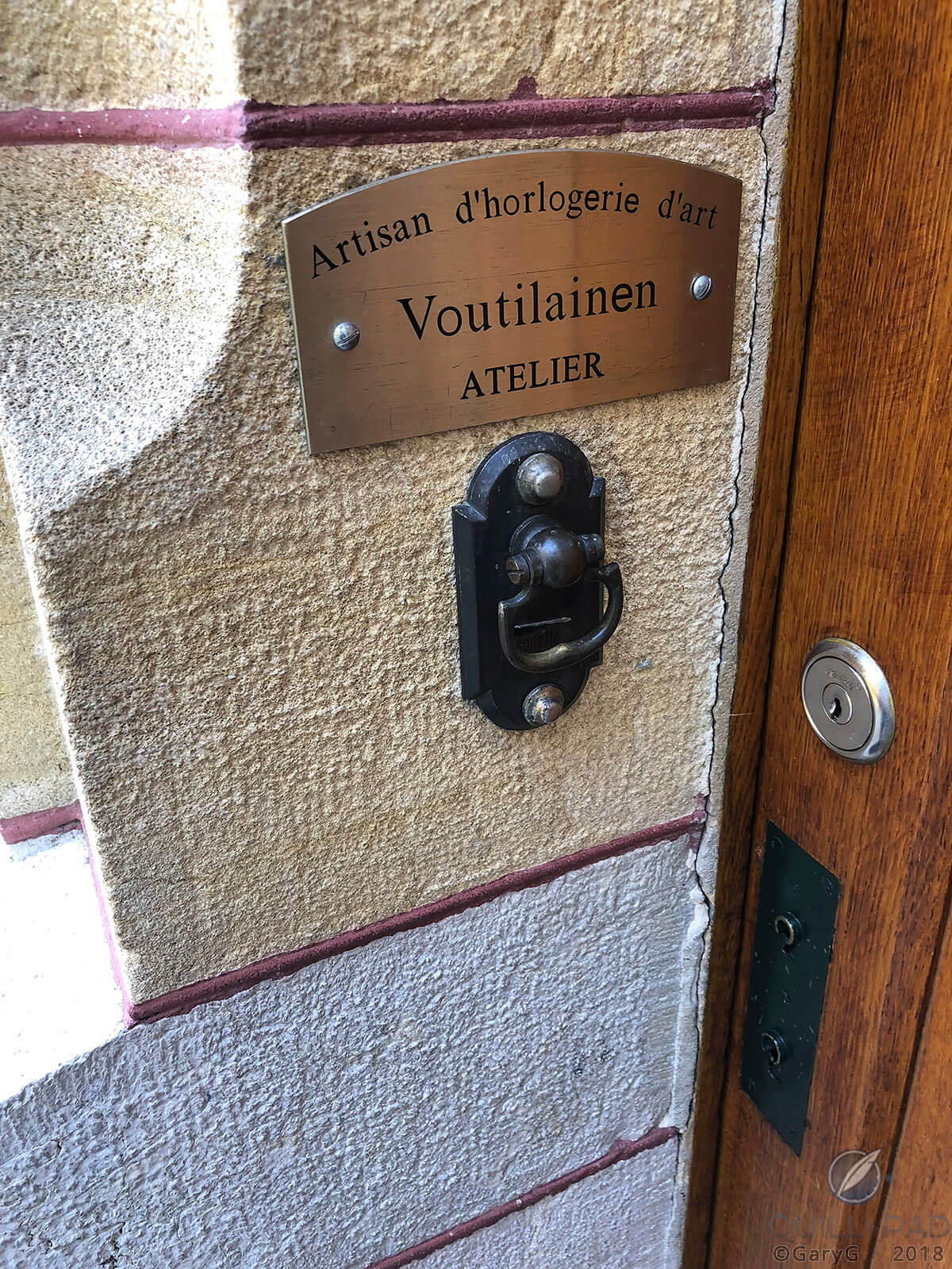 Always a treat: getting ready to ring the doorbell at Kari Voutilainen’s atelier