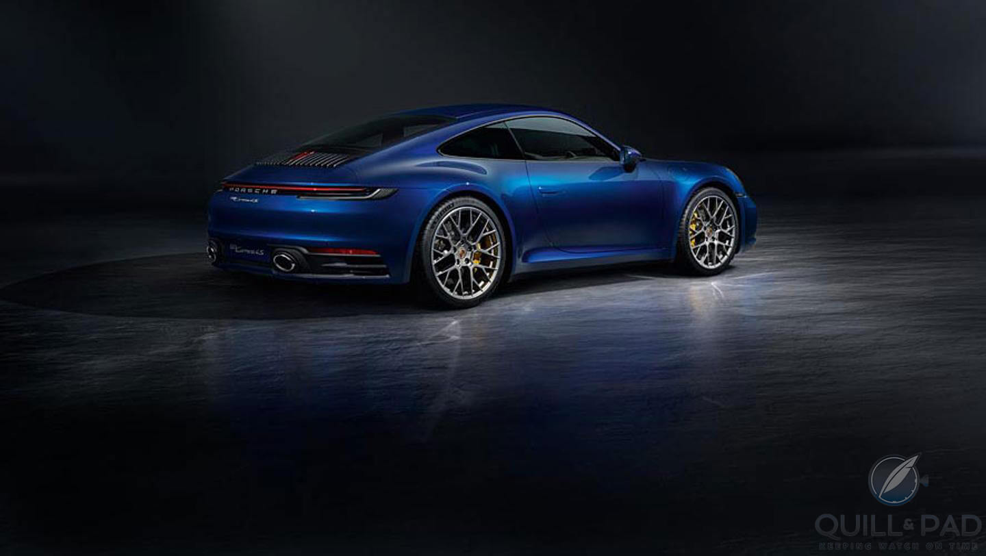 Porsche 911 992 in blue