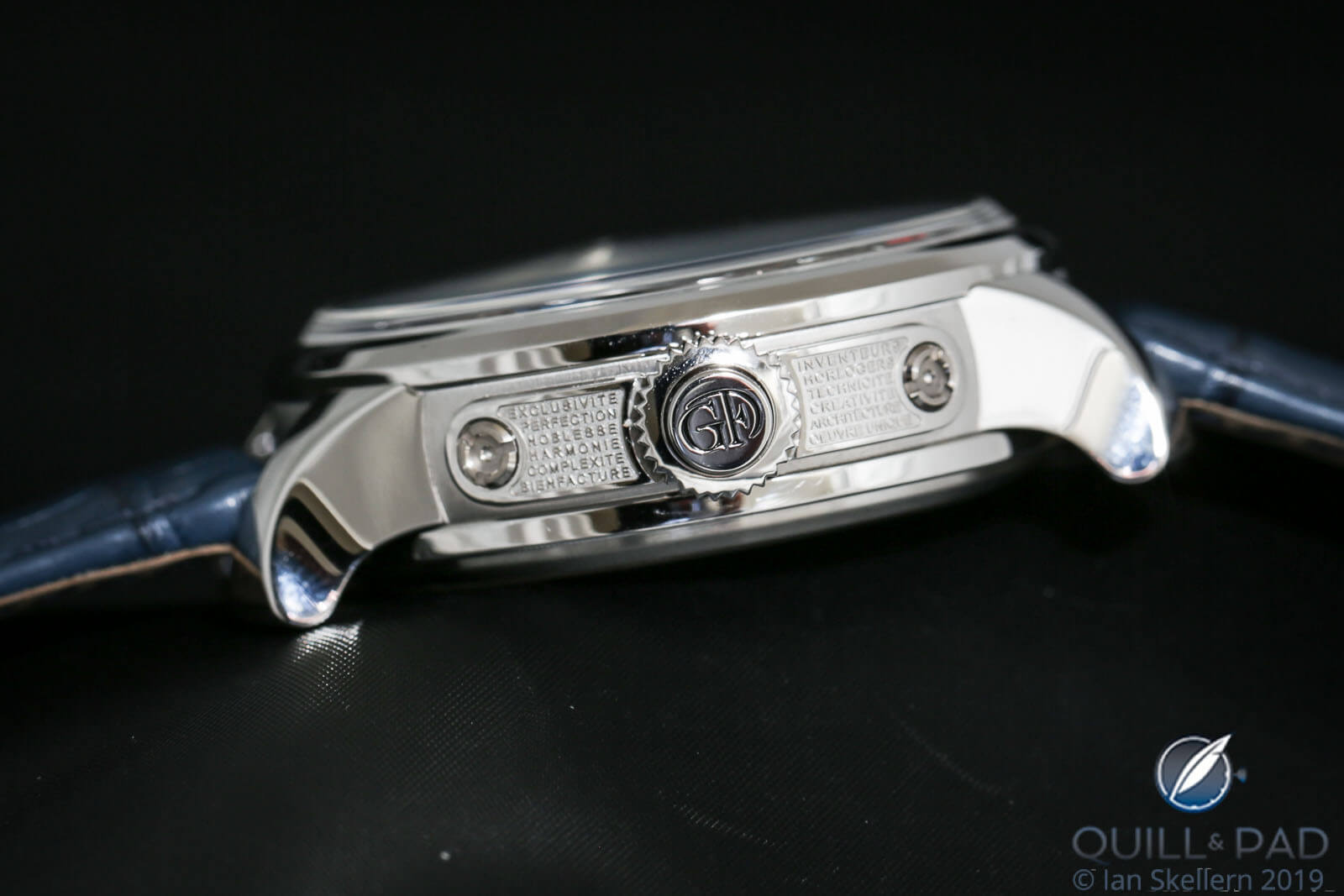 Engraved crown and caseband of the Greubel Forsey Art Piece Edition Historique