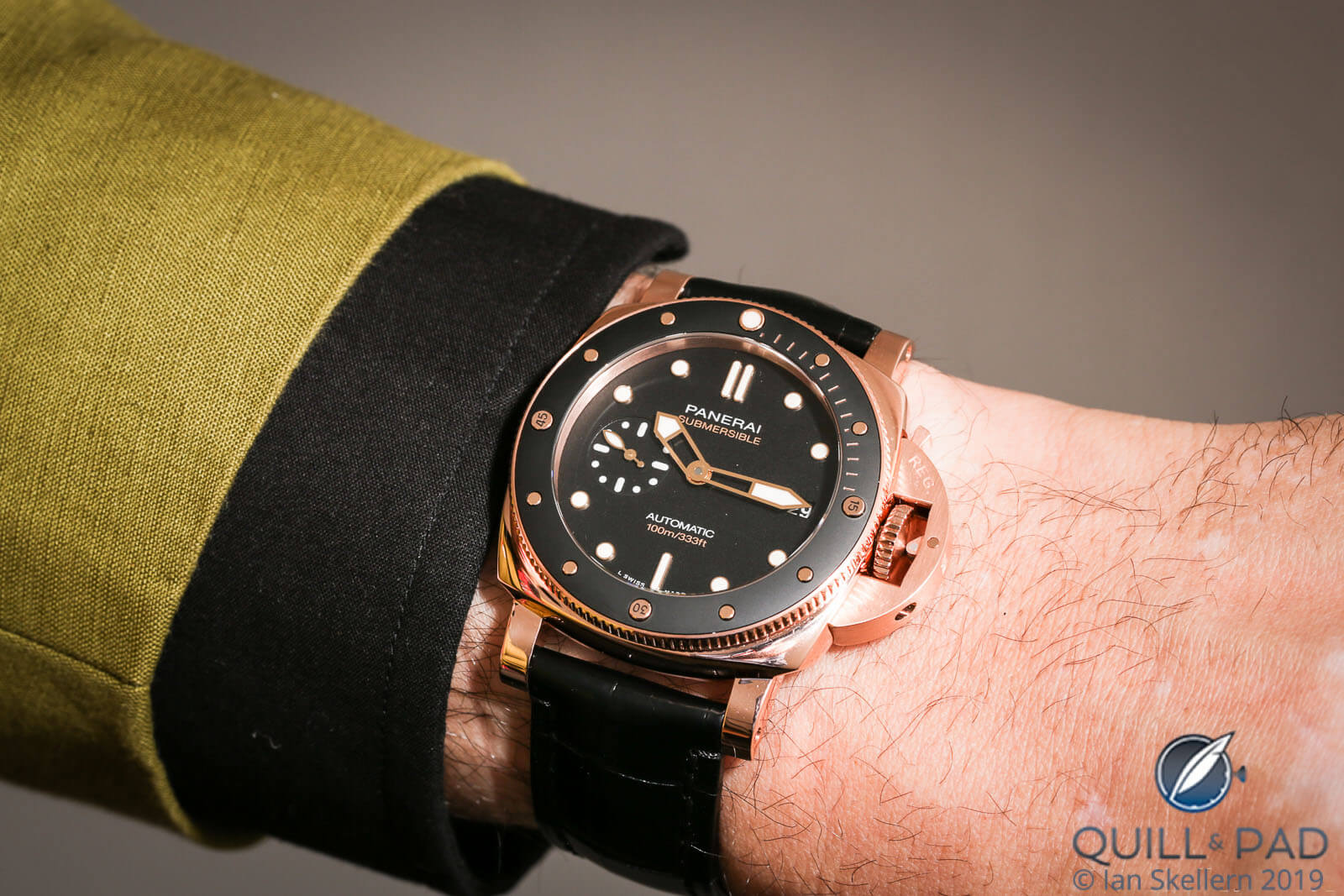 Panerai Submersible 42mm gold/black on the wrist
