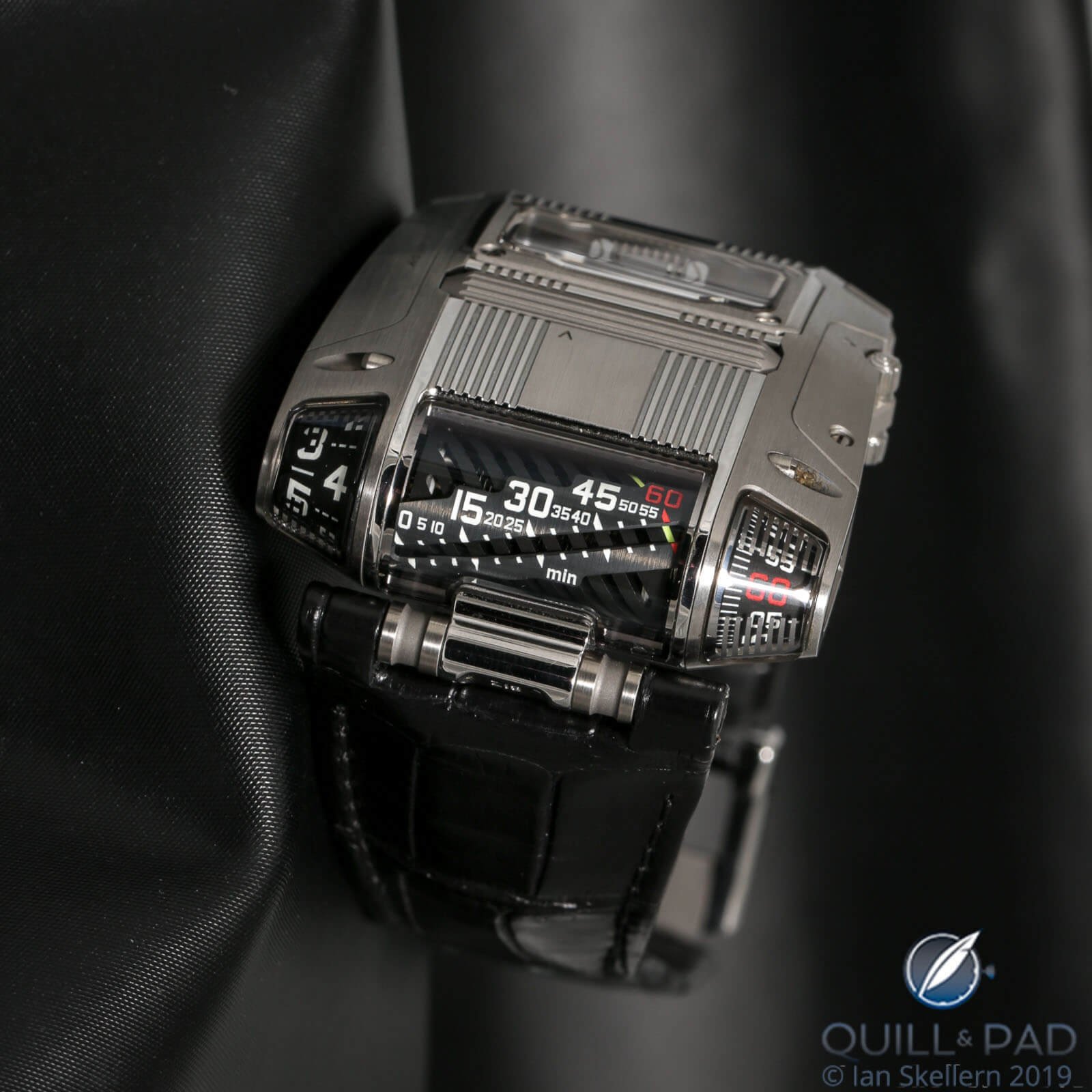 Urwerk UR-111C