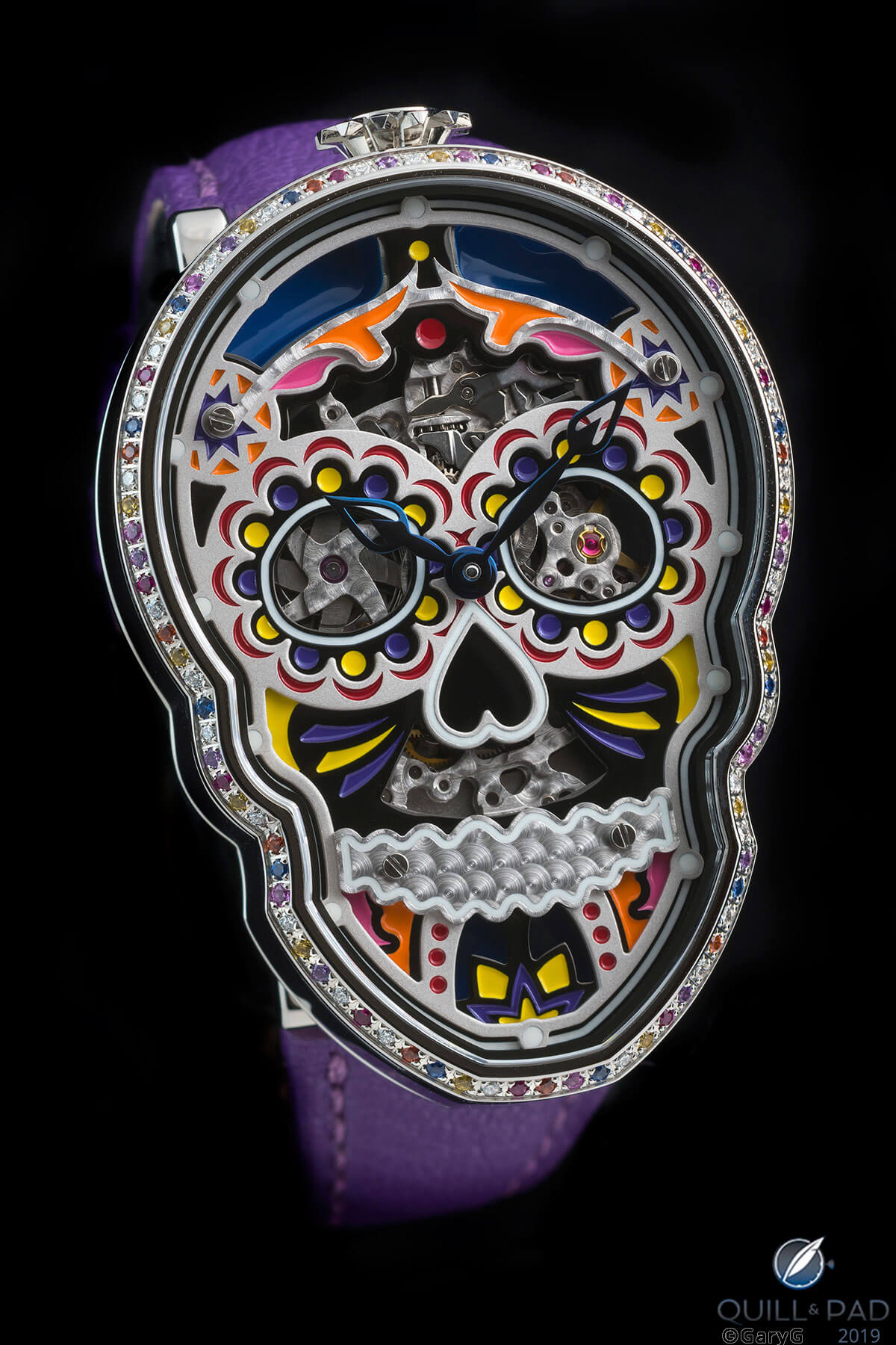 Mortal and immortal: Fiona Krüger Petit Skull (Celebration) with Eternity jeweled bezel