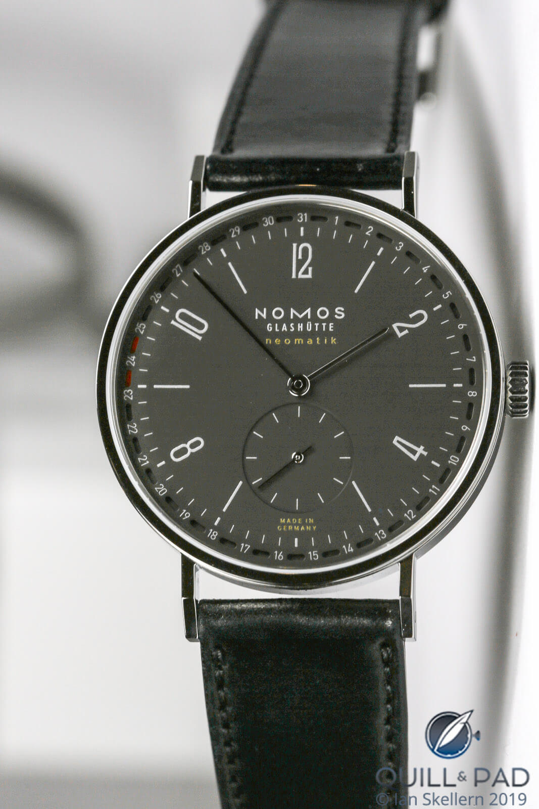 Nomos Tangente Update 41 Ruthenium